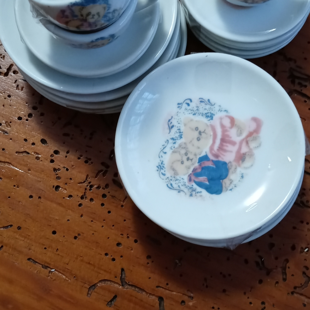Pretty port tea set 20 pc